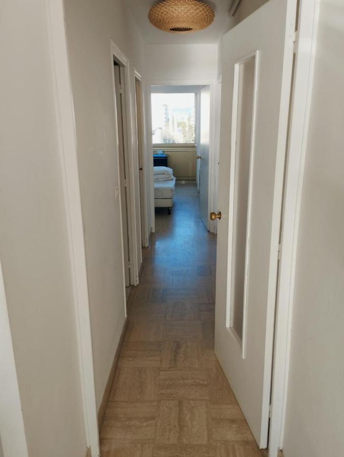 Beautiful 2 Bedrooms In A Private With Sea View Holiday home Cannes